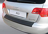 Пластикова захисна накладка на задній бампер для Audi A3 / S3 Sportback 5dr 2004-2008, фото 8