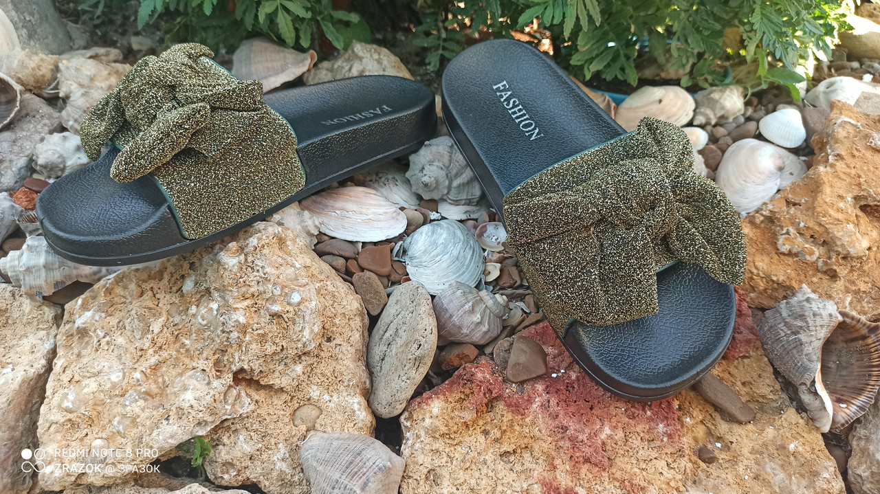 ЗНИЖКА! 37р(23.5 см) Золоті оливкові Тапки з бантом стрази шльопанці з люриксом з бантиком