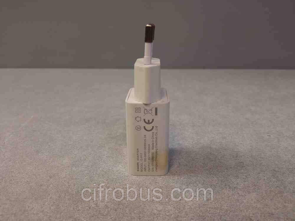 Заряднее Устройство Адаптер для Мобильного Телефона Б/У Xiaomi CP17 5V