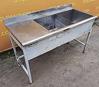 Мойка двухсекционная + стол 40 см., из нержавеющей стали, на металлической основе, 1350х600х850 мм., Б/у