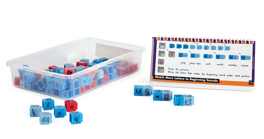 Розвиваючий набір Алфавіт (82 шт) від hand2mind, фото 1