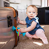 Сенсорне брязкальце на присоску Блакитний прорізувач для зубів від Fat Brain Toys, фото 6