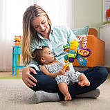 М'яка іграшка-підвіска з прорізувачем і пискалкою Метелик від Lamaze (107-352), фото 5