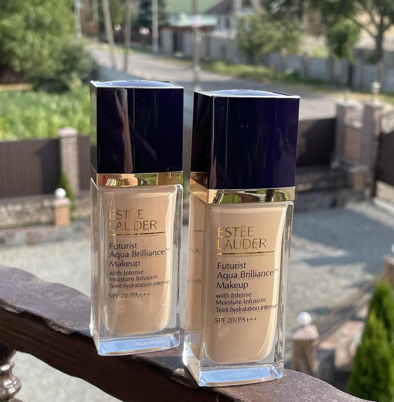 Зволожуючий тональний крем ESTEE LAUDER Futurist Aqua Brilliance Makeup SPF20 - 2СО Cool Vanilla