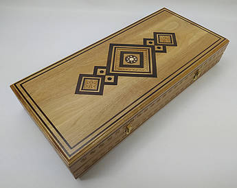 Різьблені нарди з дерева ручної роботи, деревина горіх 50 см * 45 см.