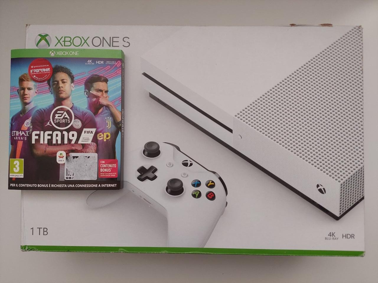 Ігрова консоль Xbox One S 1TB + б\у відміний стан