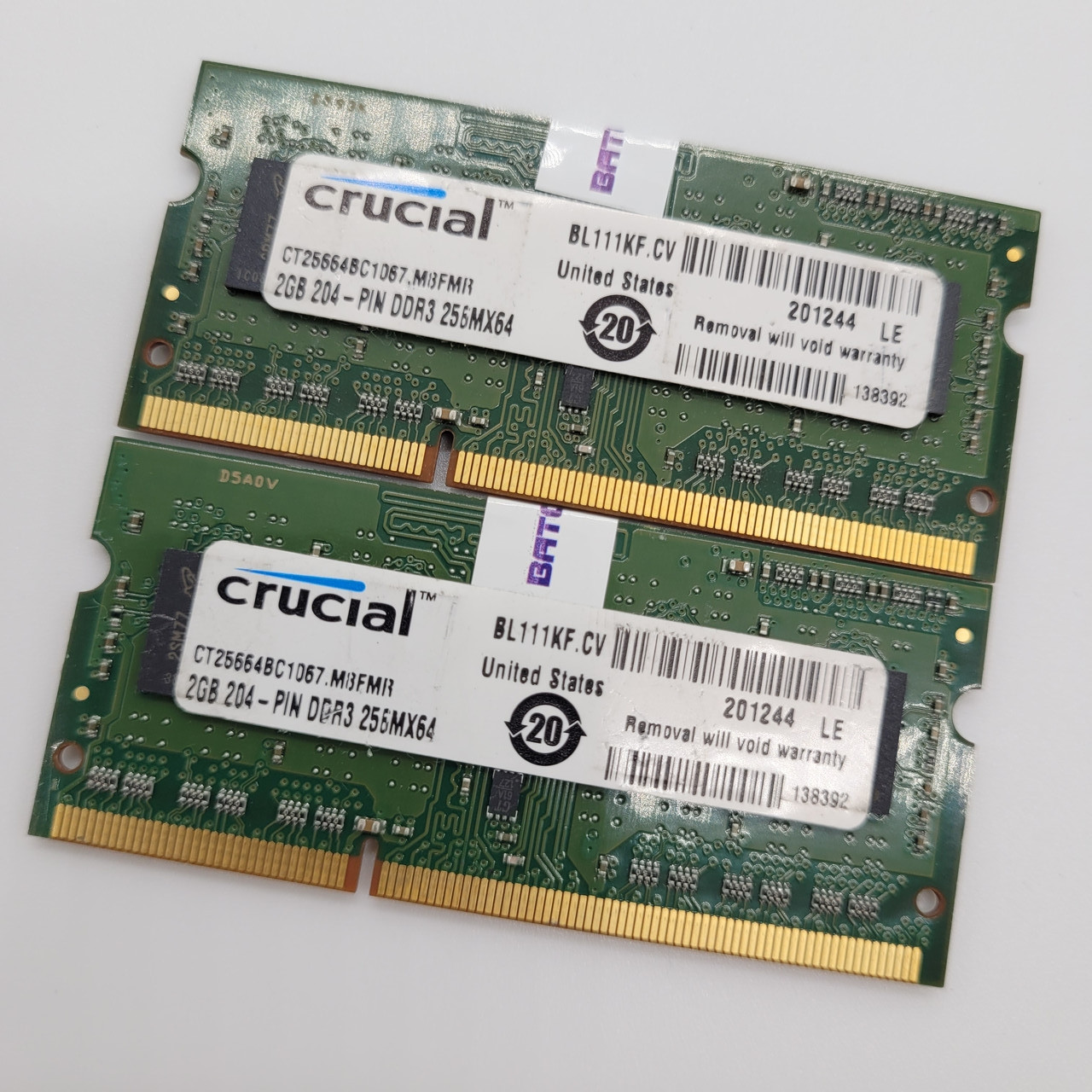 Пара оперативної пам'яті для ноутбука Crucial DDR3 4Gb (2g+2Gb) 1066MHz 8500s 1R8 CL7 (CT25664BC1067.M8FMR) Б/В
