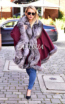 Пончо з хутром чорнобурки бордового кольору