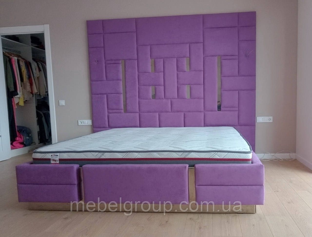 Панель Прямокутники з алюмінієвими вставками та ліжком