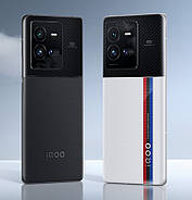 Анонсовано iQOO 10 Pro — смартфон із найпотужнішою у світі зарядкою