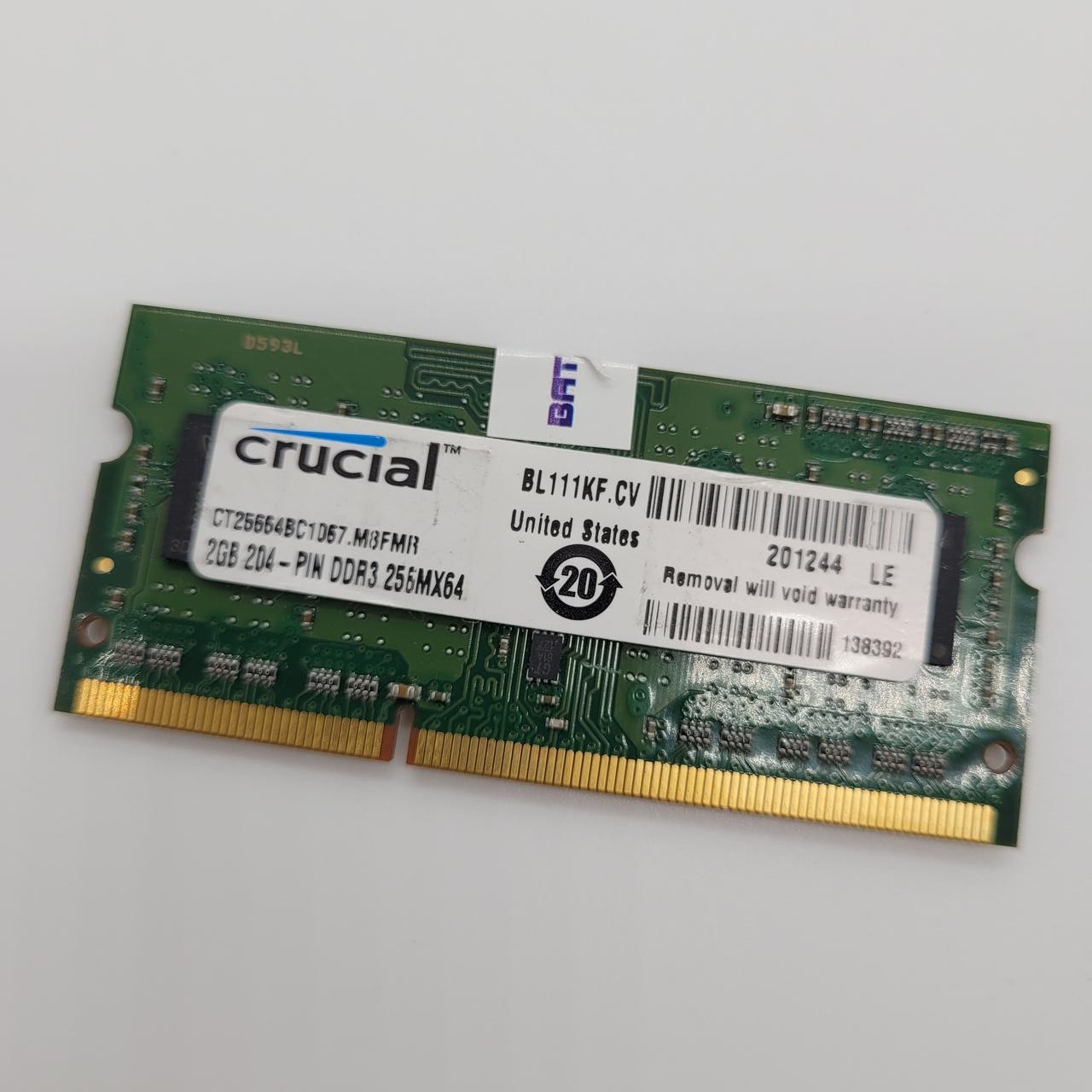 Оперативна пам'ять для ноутбука Crucial SODIMM DDR3 2Gb 1066MHz 8500S 1R8 CL7 (CT25664BC1067.M8FMR) Б/У