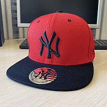 Кепка Snapback New York Yankees NY MLB Нью-Йорк Янкіз Червона з Чорним Козирком, фото 3