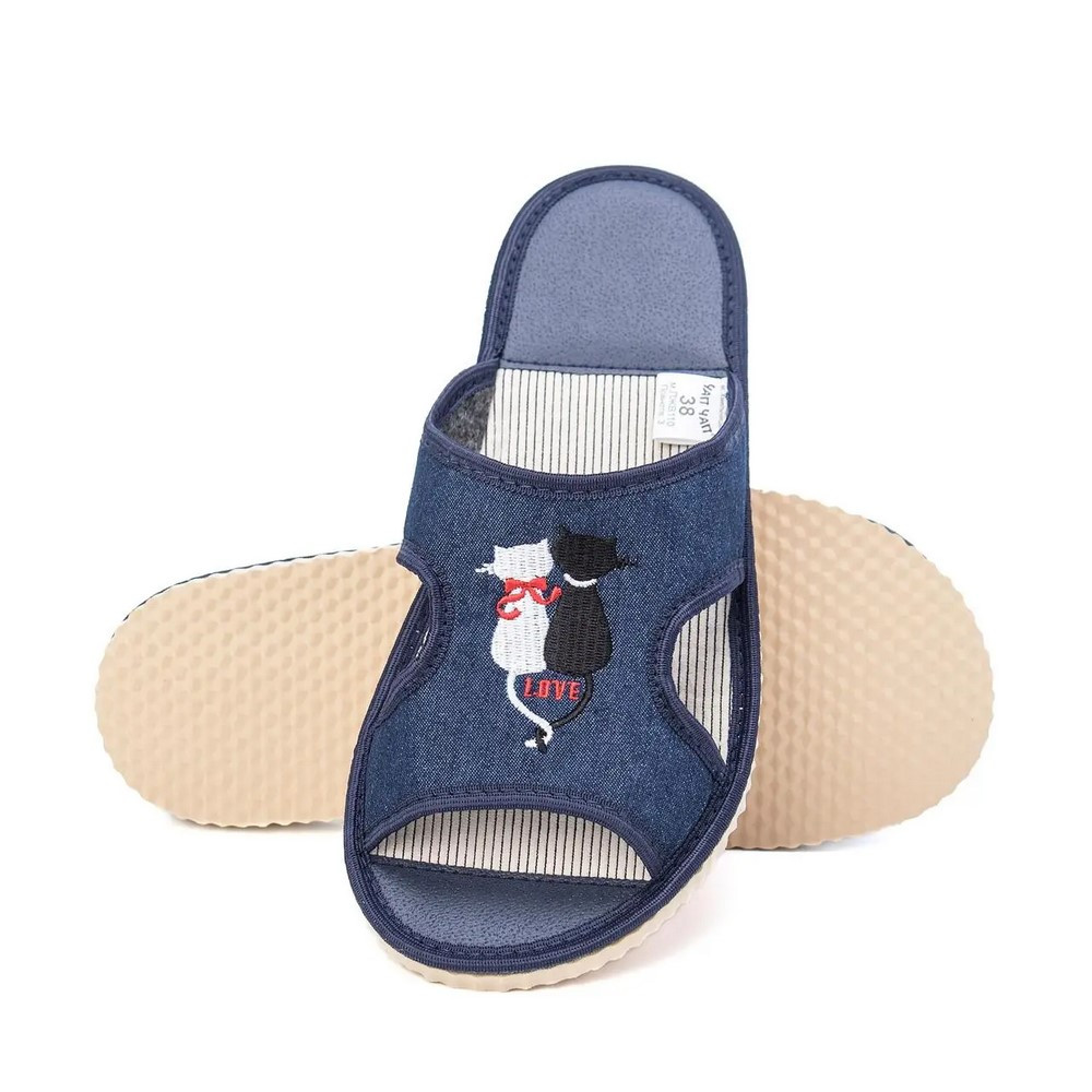 Жіночі тапочки