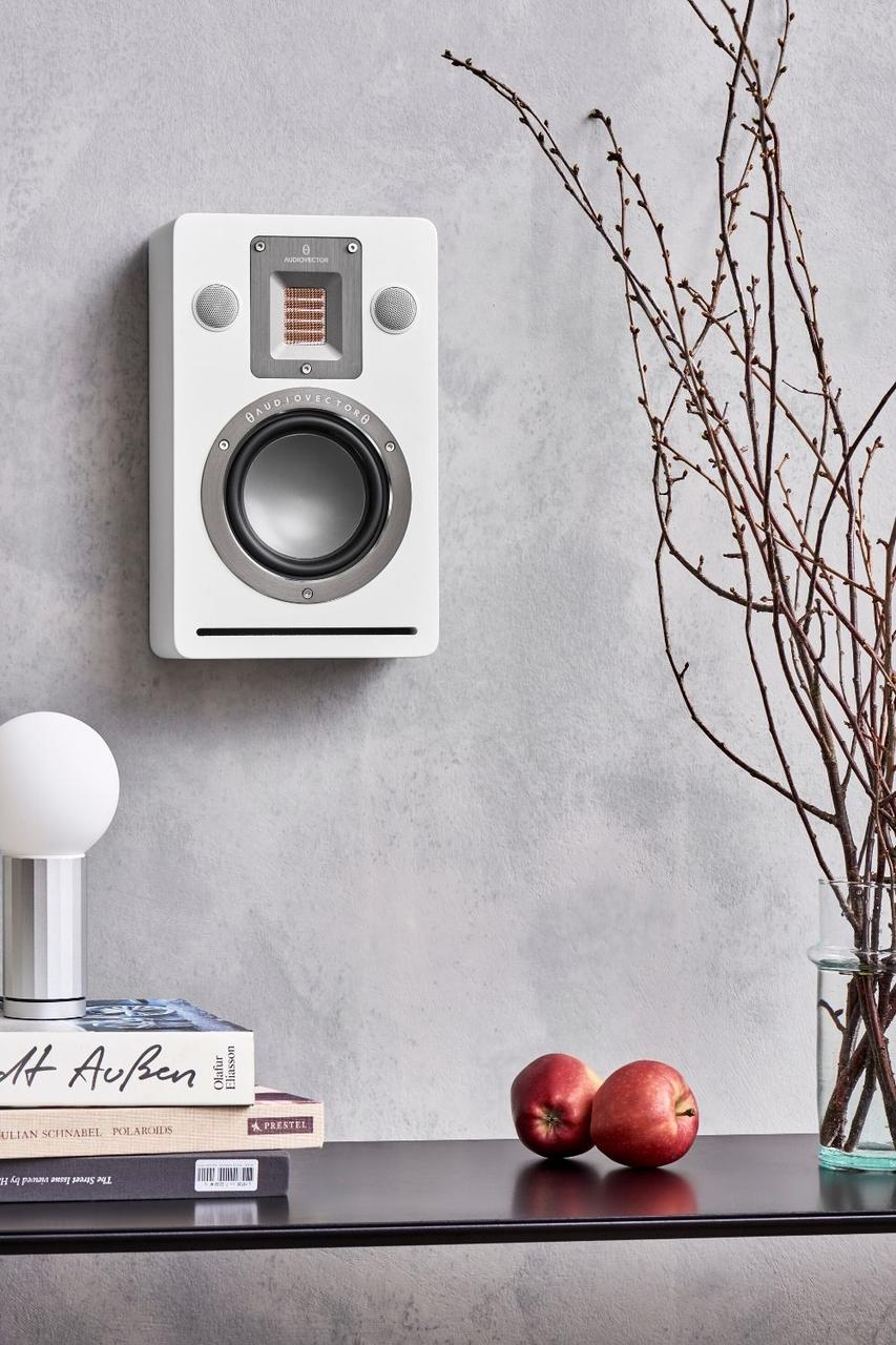 Акустичні системи Audiovector QR Wall White Silk