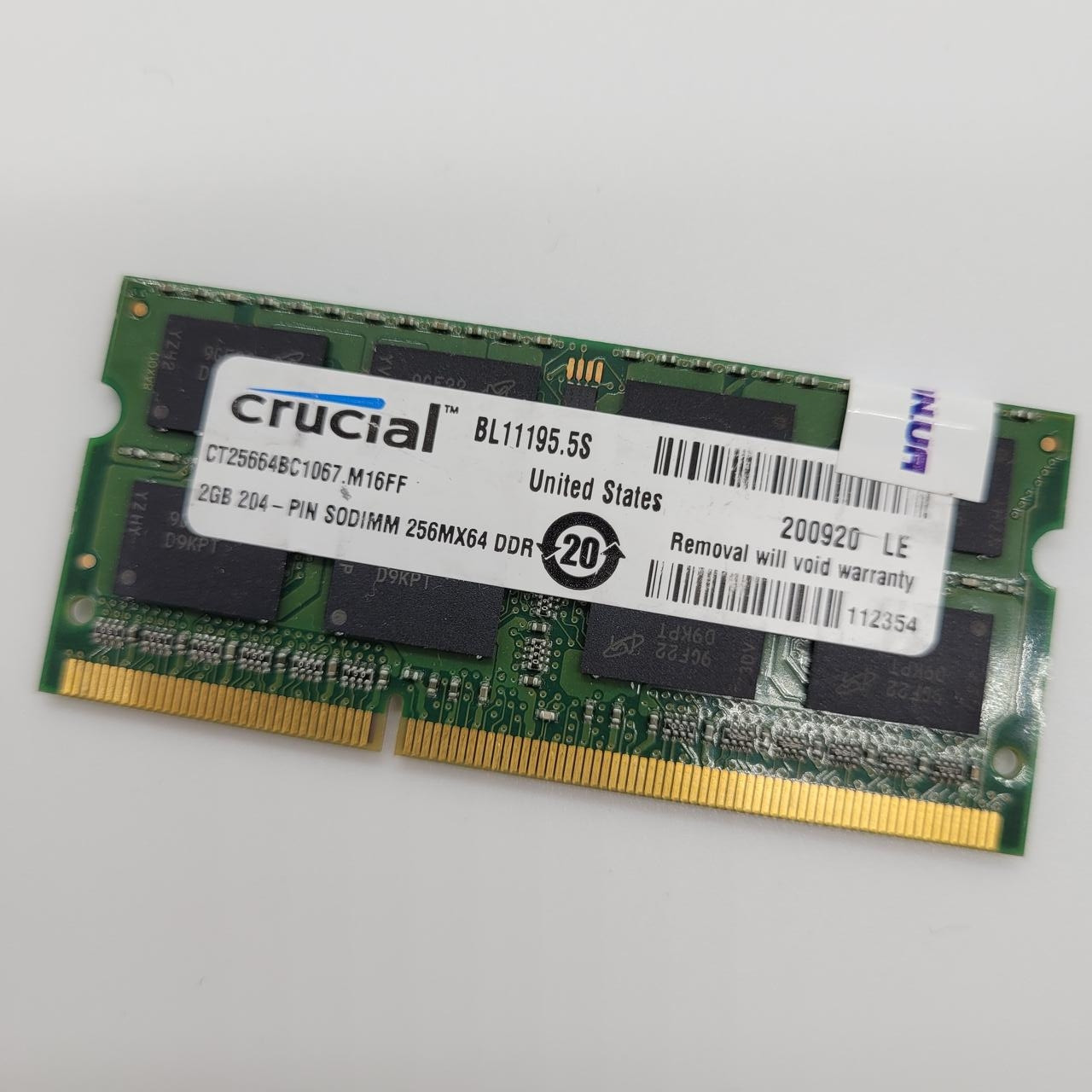 Оперативна пам'ять для ноутбука Crucial SODIMM DDR3 2Gb 1066MHz 8500S CL7 (CT25664BC1067.M16FF) Б/В