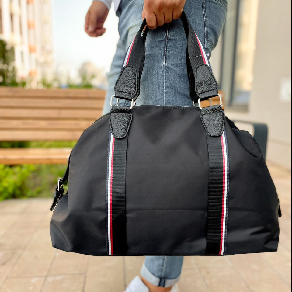 Чоловіча сумка чорна TOM з тканини нейлонова стильна міська