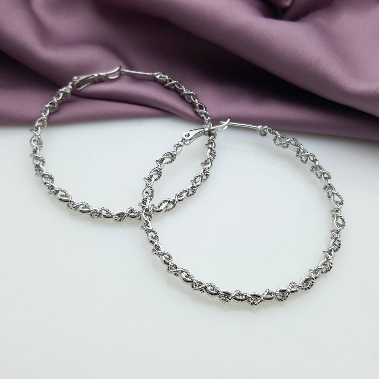 

Серьги Спираль с узором, без камней, медсталь Xuping