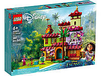 Конструктор LEGO Disney Princess Дім сім'ї Мадригал (43202)