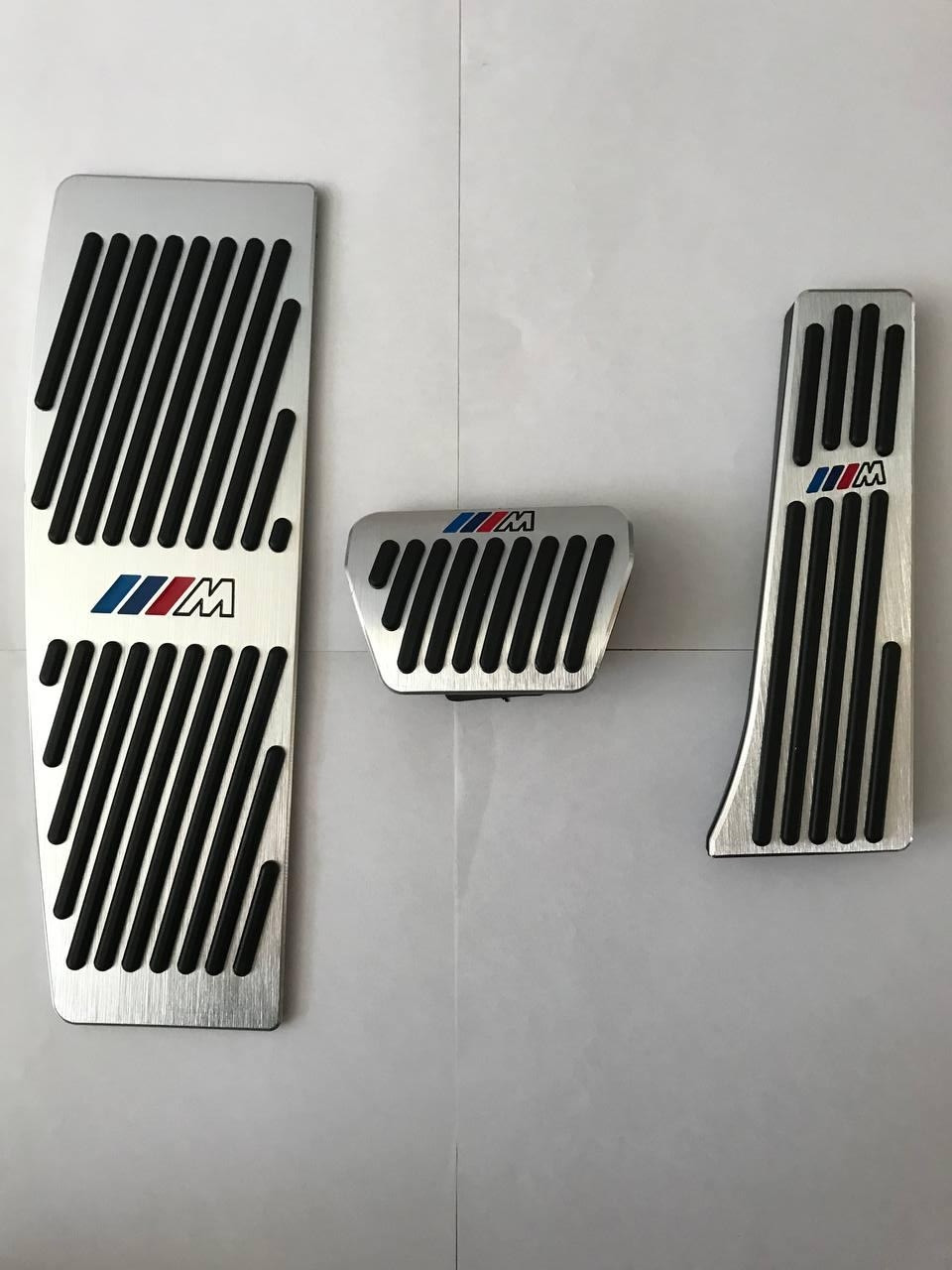 Накладки на педалі BMW F30 316d 318i 318d 320d 320d xDrive 320i 328i 330ixDrive 335i 340ixDrive