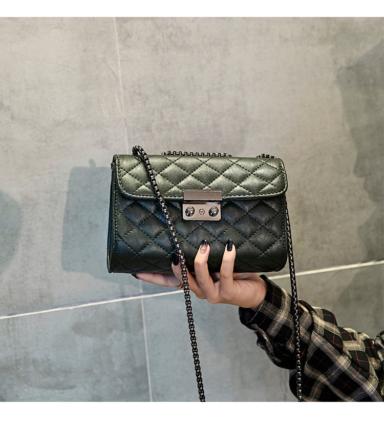 Сумка жіноча стьобана з екошкіри зеленого кольору, фото 1