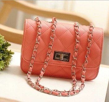 Жіноча маленька сумочка на ланцюжці коралового кольору, фото 1