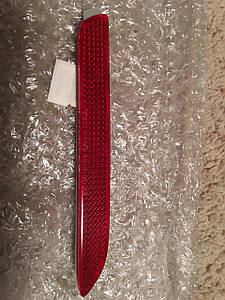 Toyota Venza 2009-2012 Катафот відбивач у задній бампер правий Новий Оригінал