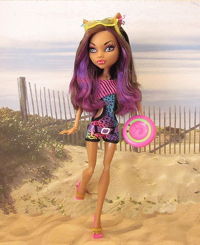 Лялька Монстер Хай Клодін Вульф із серії Марний пляж Monster High Gloom Beach Clawdeen Wolf Doll