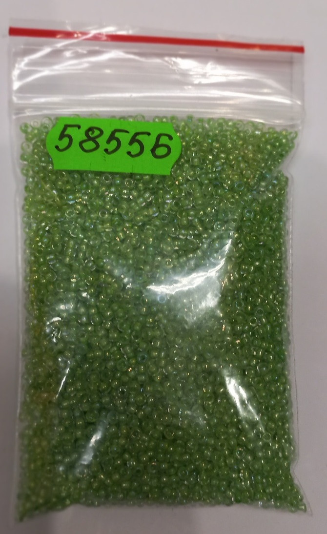 Бісер 10/0, No58556 салатовий, з пофарбованою серединкою (пач.50 грамів)