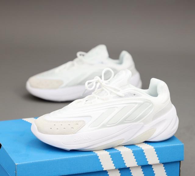 アイジェル2個セット Жіночі кросівки Adidas Ozelia 32244 білі - купить по лучшей цене