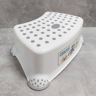 Дитячі підставки-сходинки для ванни та туалету