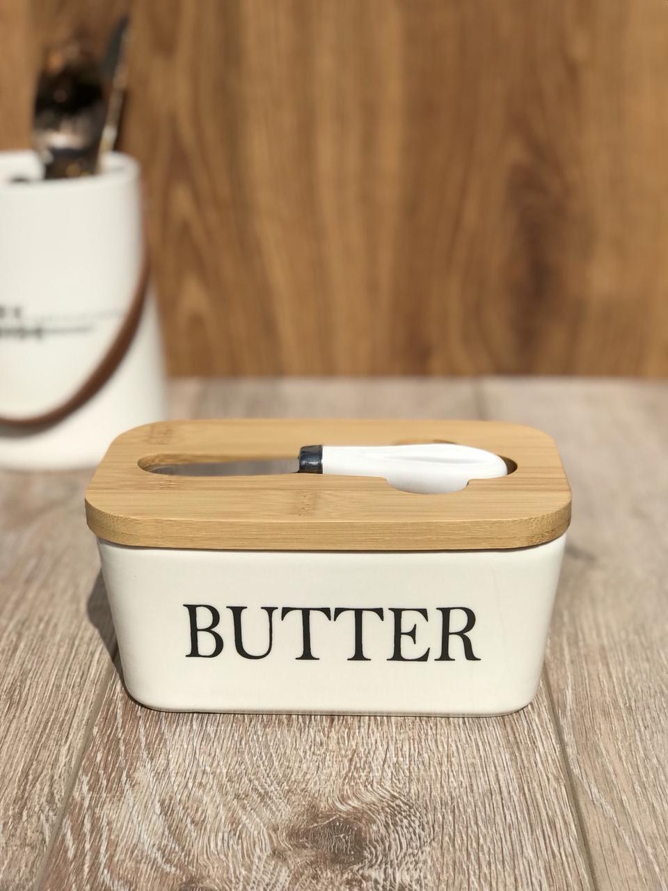 Маслянка з ложкою Butter