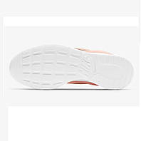 Кросовки жіночих Nike WMNS TANJUN 812655-611
