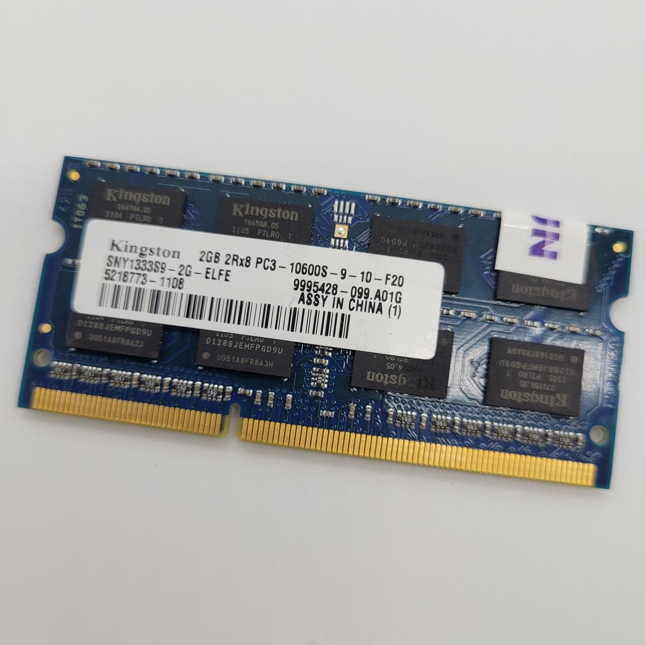 Оперативна пам'ять для ноутбука Kingston SODIMM DDR3 2Gb 1333MHz PC3 10600S 2R8 CL9 (SNY1333S9-2G-ELFE) Б/В