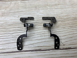 Петлі (пара) Gigabyte Q2006 б/в