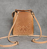 Шкіряний бежево-оливковий рюкзак ручної роботи, сумка-рюкзак з авторським тисненням, стиль бохо, фото 6