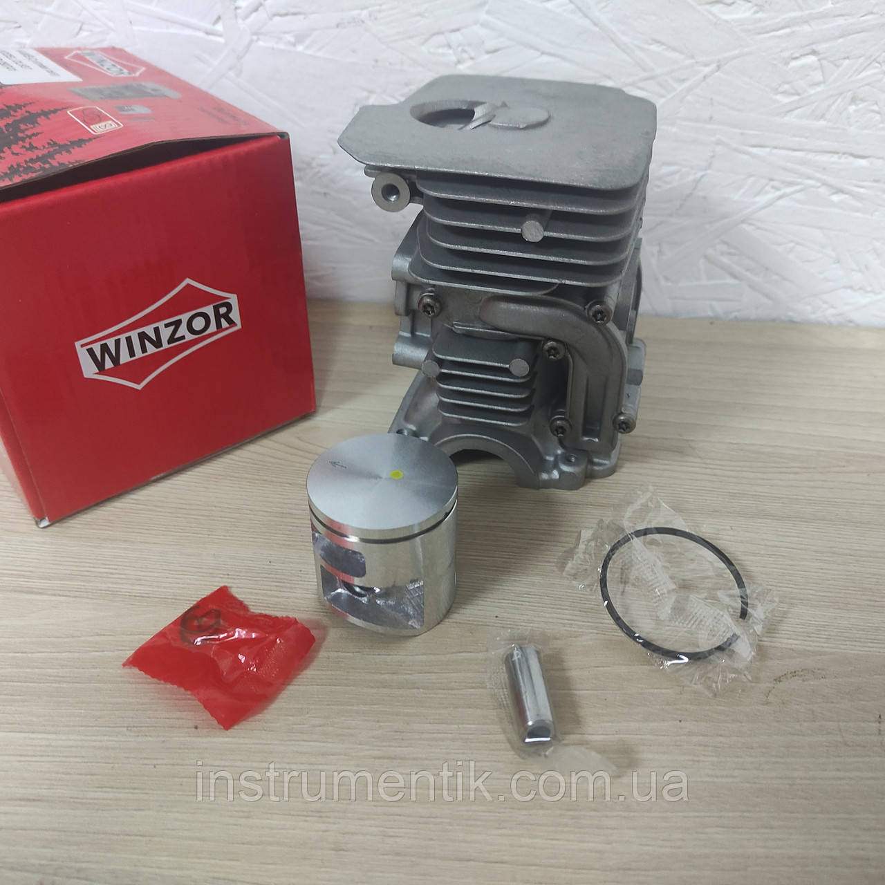 Циліндр і поршень winzor для бенопил HU 435,435 e,440
