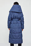 Довгий жіночий пуховик-ковдра з поясом Finn Flare W20-11041-122 блакитний XS, фото 4