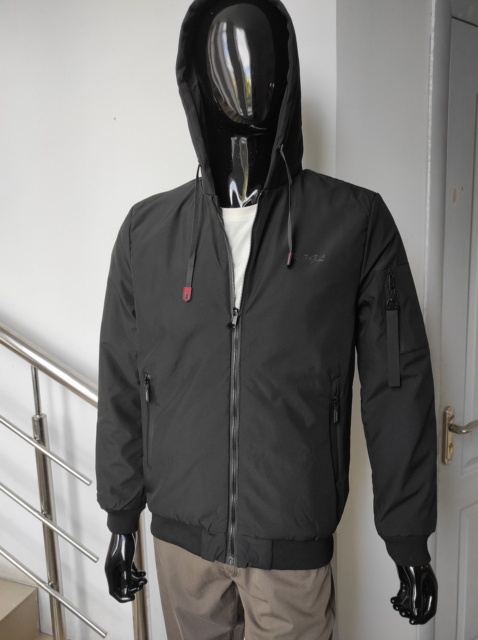 Куртка чоловіча демісезонна двостороння капюшон  чорна, фото 1