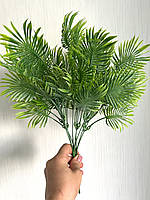 Штучна віялова пальма для декору (зелена з напиленням 40 см), фото 5