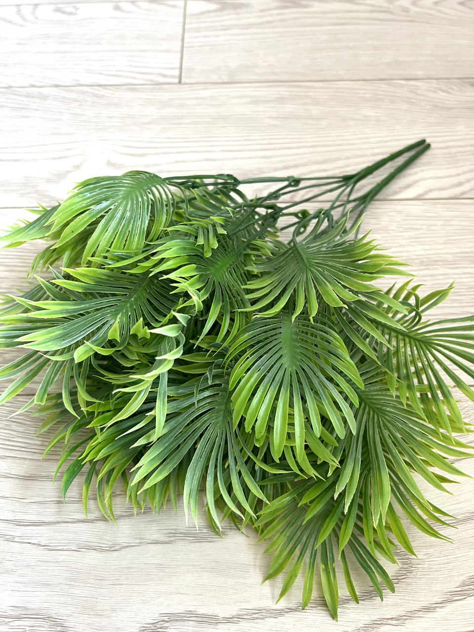 Штучна віялова пальма для декору (зелена з напиленням 40 см), фото 1