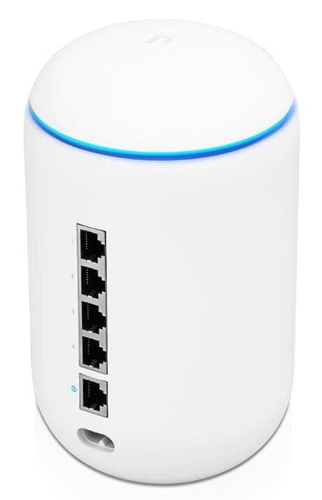 Маршрутизатор Ubiquiti UDM - UniFi Dream Machine