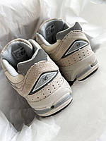 Світлі кросівки жіночі Нью Беленс 2002R. Модні жіночі кроси New Balance 2002R., фото 3