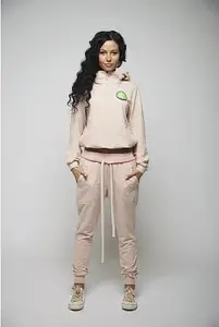 Жіночі спортивні костюми та штани