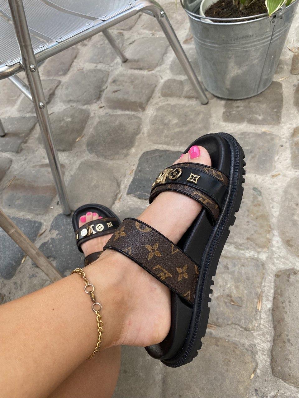 Черные женские тапочки з коричневим Louis Vuitton SLIPPERS BLACK . Шльопанці на літо жіночі Луїс Вітон, фото 1