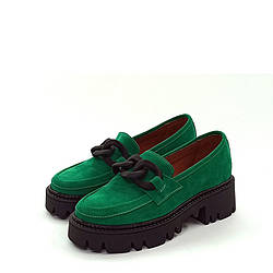 Жіночі замшеві туфлі зеленого кольору