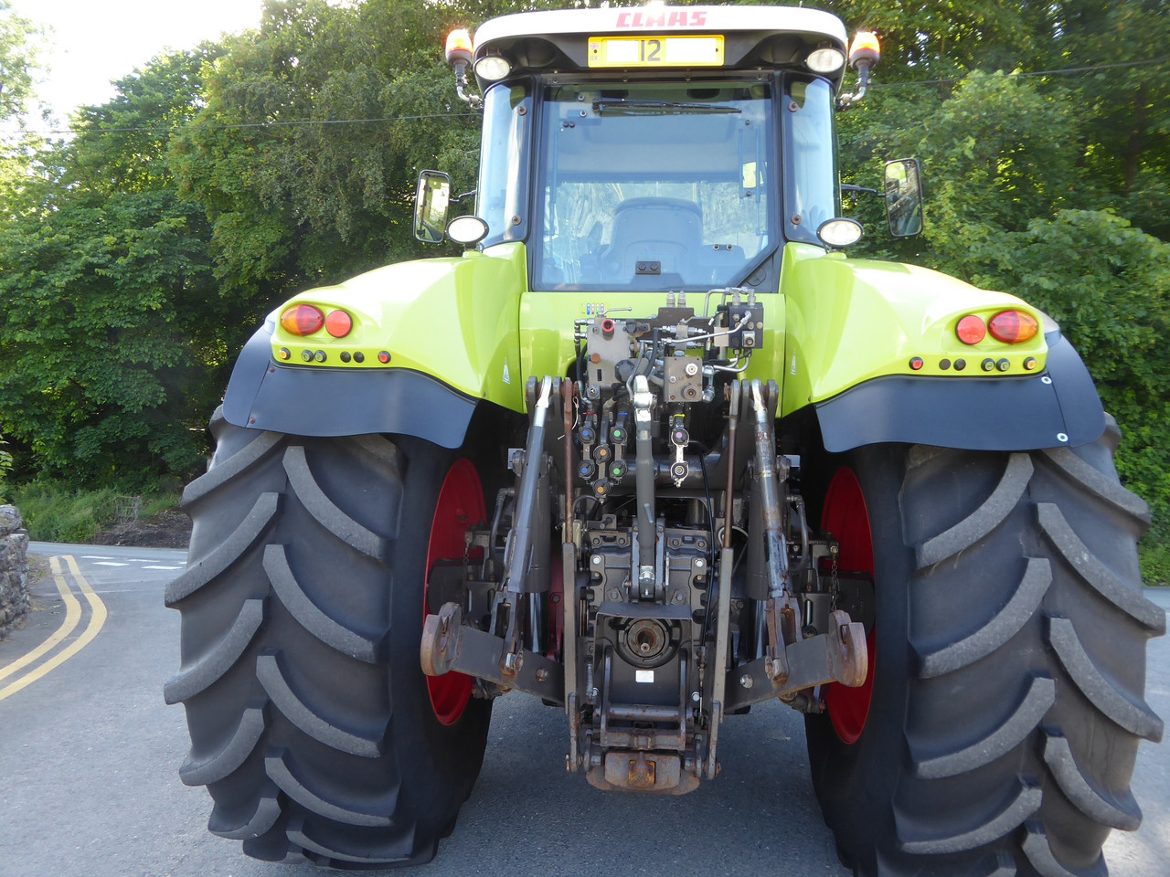 Трактор CLAAS AXION 850 2012 року - фото 2 - id-p1655271272