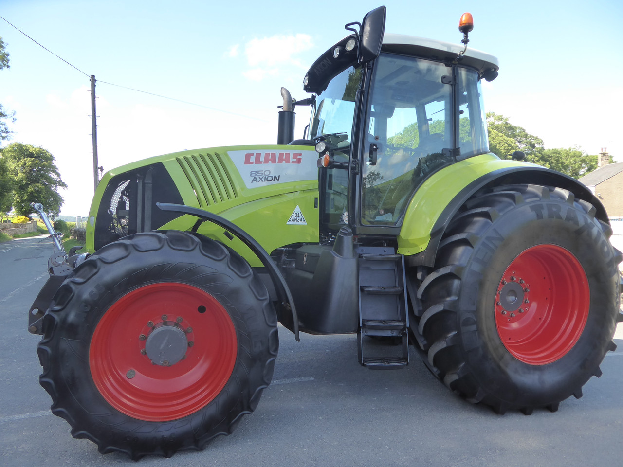 Трактор CLAAS AXION 850 2012 року - фото 3 - id-p1655271272