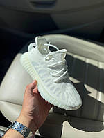 Жіноче взуття Адідас Ізі 350. Жіночі кросівки білі Adidas Yeezy 350. Адас стильні кросівки., фото 6