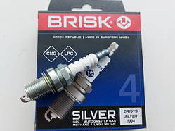 Свічки запалювання 2110 (16 кл.) Silver (Brisk) під газ DR15YS/1334