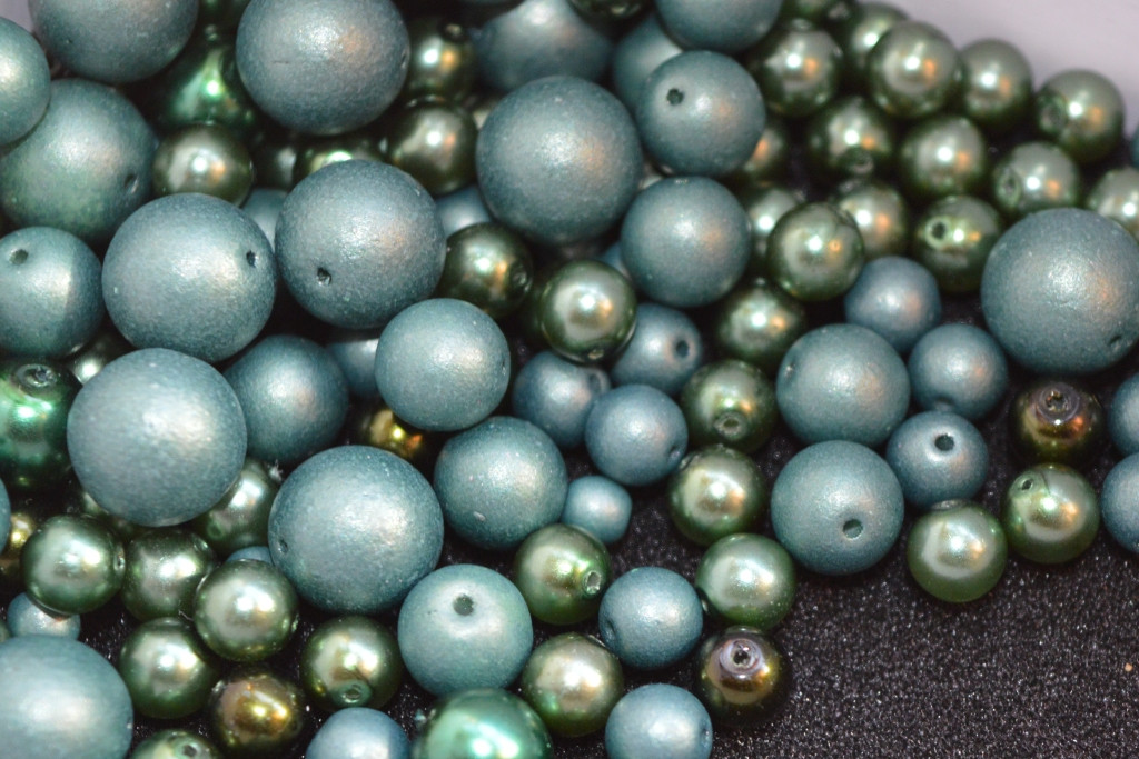 Green Matt Mix Preciosa Pearl.Мікс перлинних намистин (10грам)